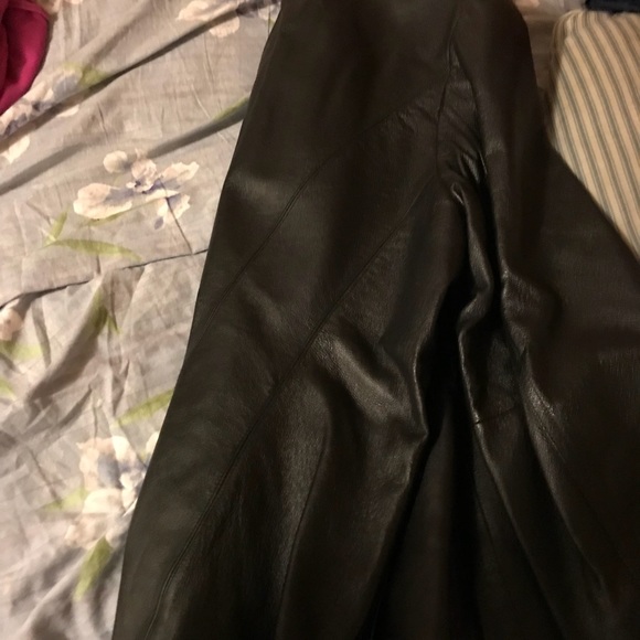Leather jacket - Picture 3 of 3
